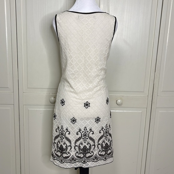 Chelsea & Violet Womens Short Black & Cream Lace Embroidered Dress Size Small - Picture 6 of 11